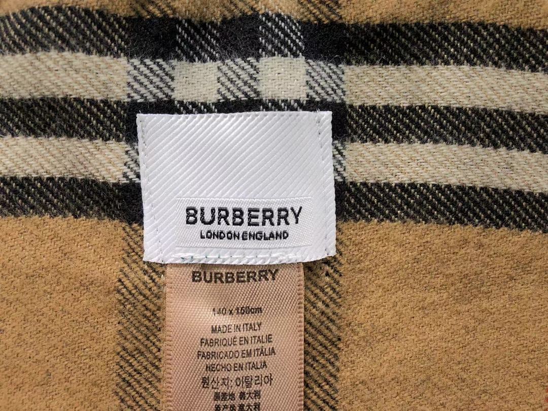 Capa xadrez contrastante (Xale) 11