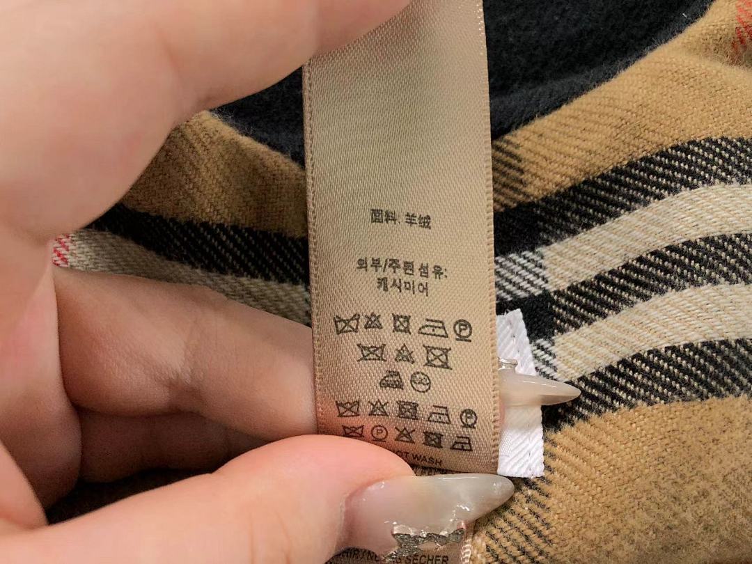 Capa xadrez contrastante (Xale) 14