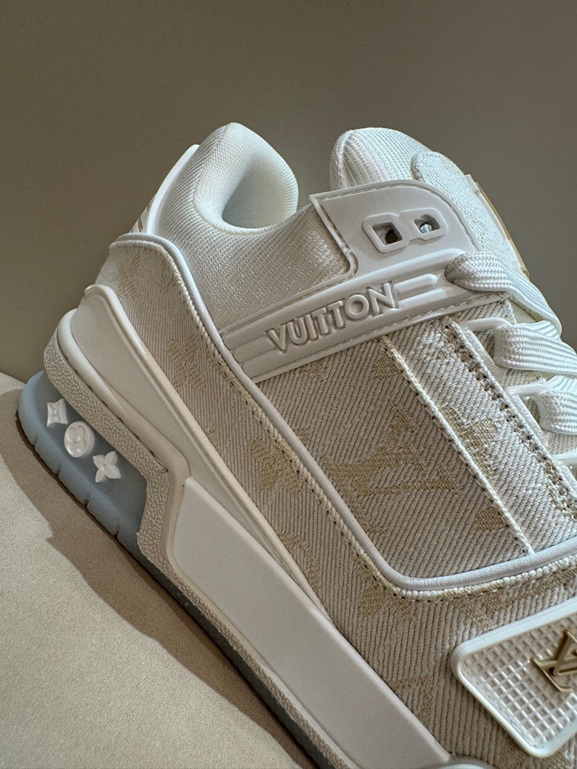 LV Trainer 9