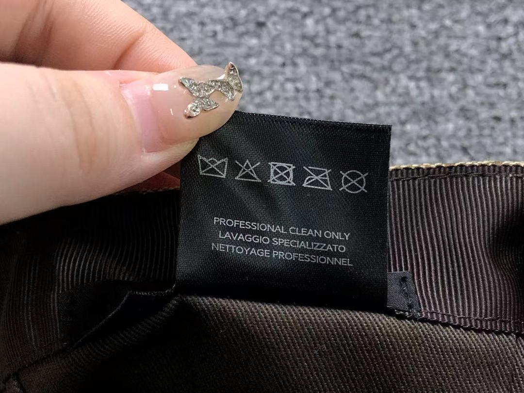 Gucci GG canvas baseball cap 17